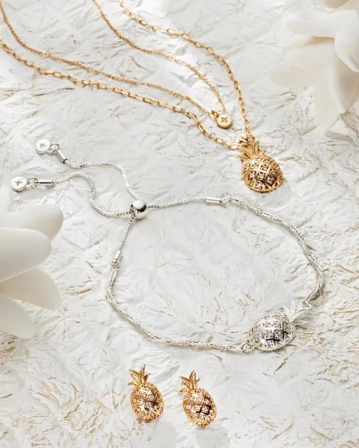 Women Crystal Collection Silver Pineapple PullTie Bracelet Silver Tommy Bahama Jewelry Collections