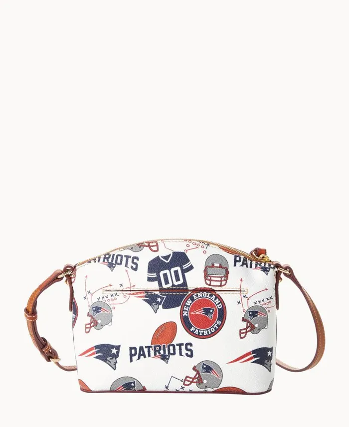 WomenMen Crossbodies Dooney and Bourke NFL Patriots Suki Crossbody Patriots