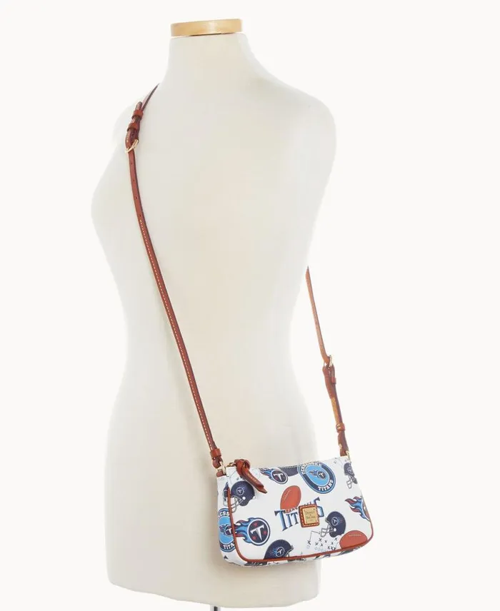 WomenMen Crossbodies Dooney and Bourke NFL Titans Lexi Crossbody Sm Coin Case Titans WomenMen Crossbodies Dooney and Bourke NFL Titans Lexi Crossbody Sm Coin Case Titans