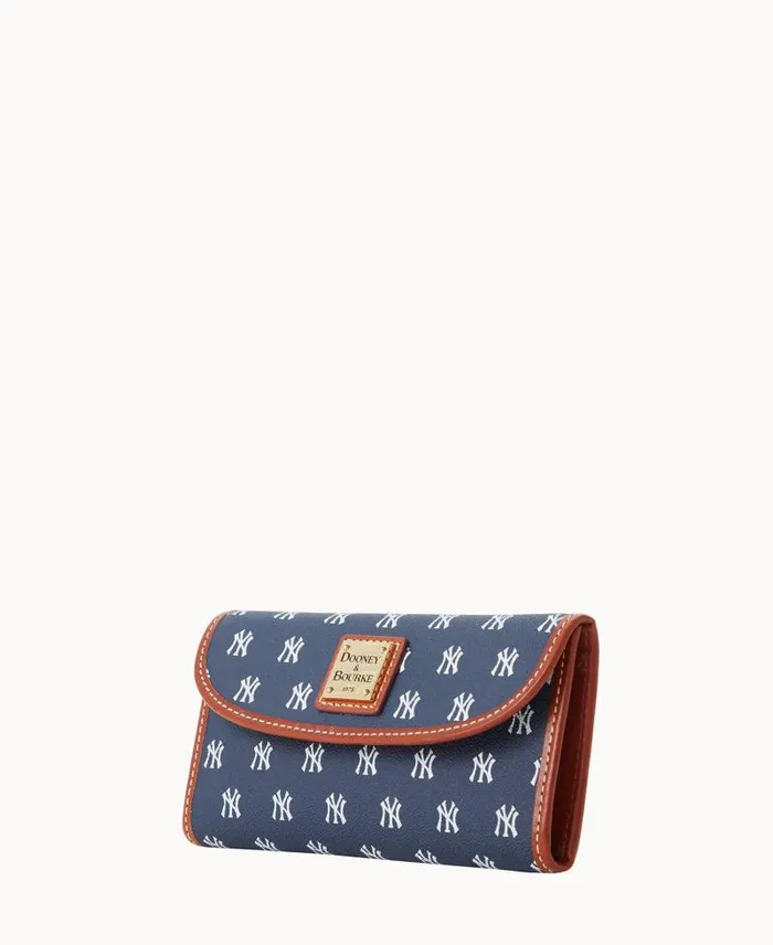 WomenMen Wallets Dooney and Bourke MLB Yankees Continental Clutch Yankees