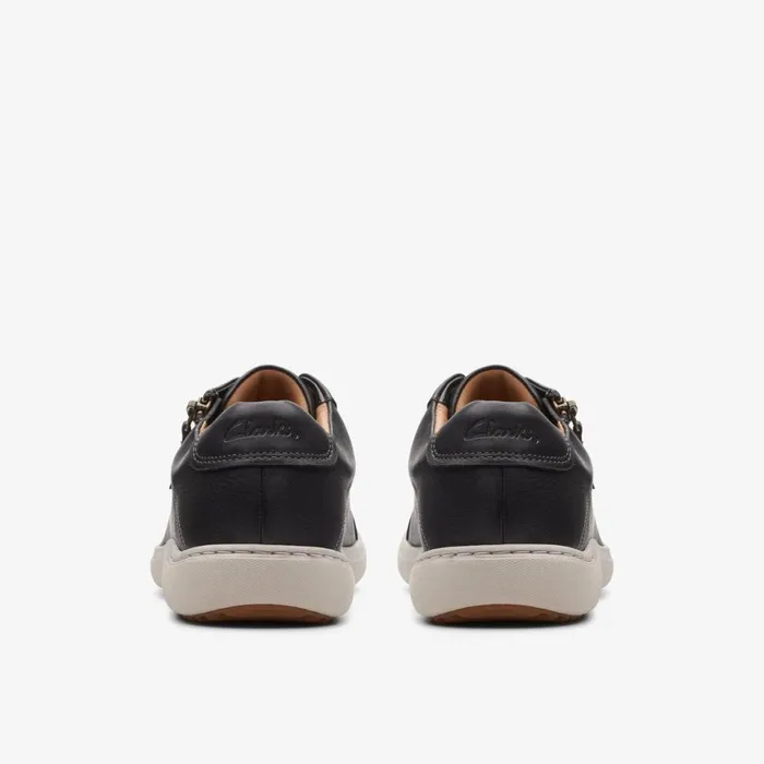Women Nalle Lace Black Leather Clarks Sneakers