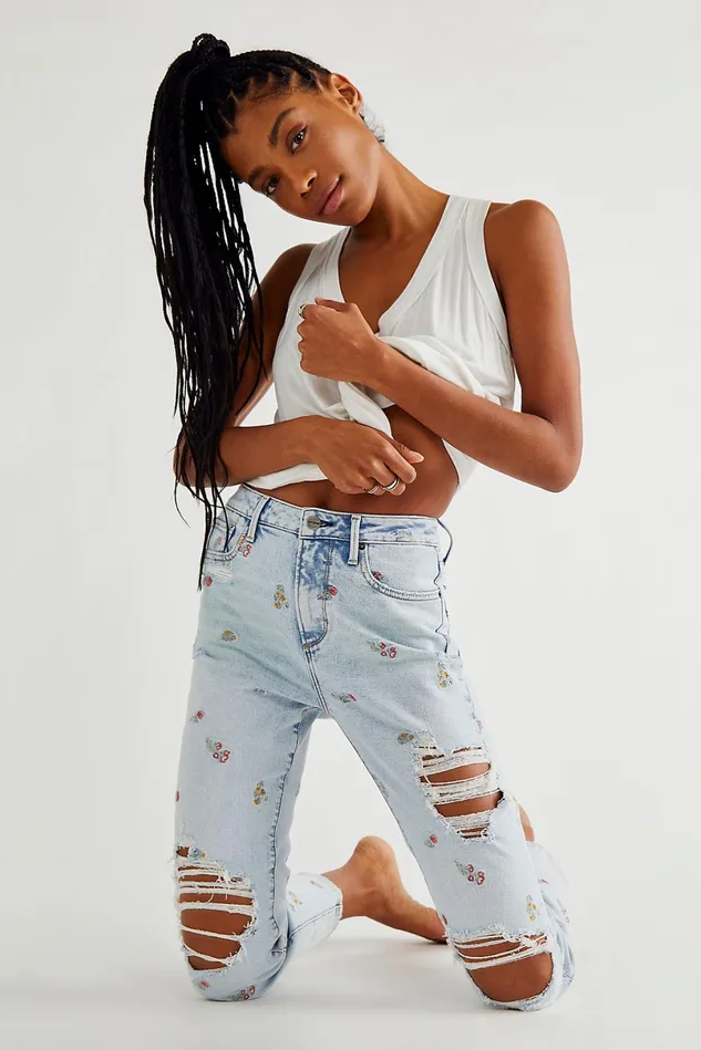 Women Skinny Jeans Free People Driftwood Embroidered Mom Jeans Light Blue