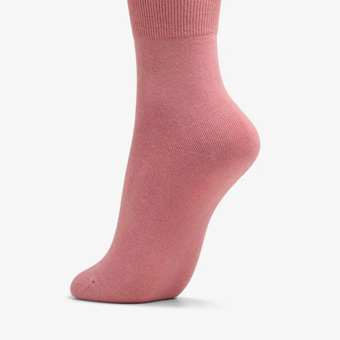 Women Solid Dress Crew Sock Salmon Clarks Socks