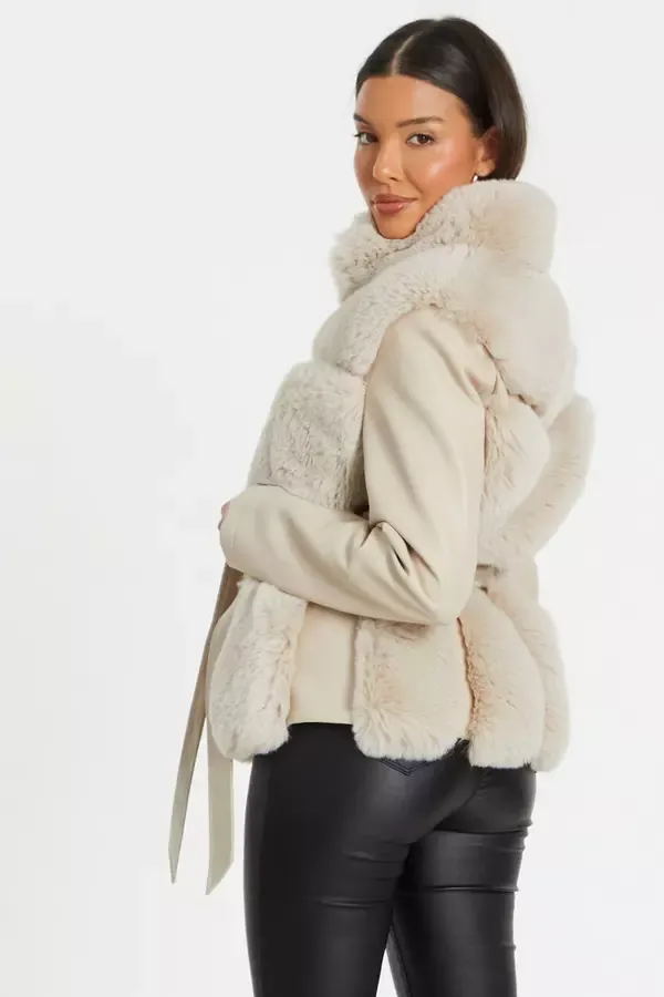 Women Stone Faux Fur Contrast Belted Jacket Quiz Clothing Jackets and Coats