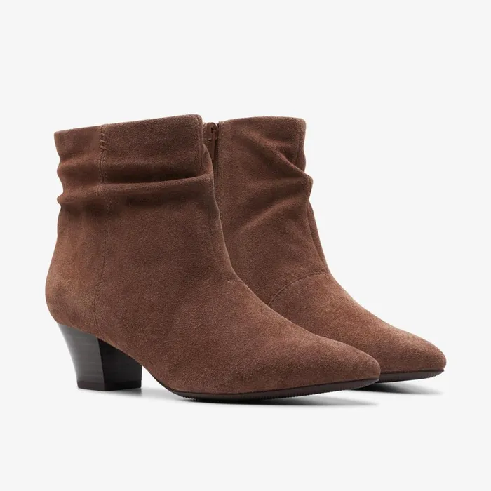 Women Teresa Skip Taupe Suede Clarks Boots and Booties