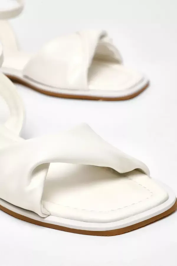 Women White Faux Leather Twist Front Flat Sandals Quiz Clothing Flats
