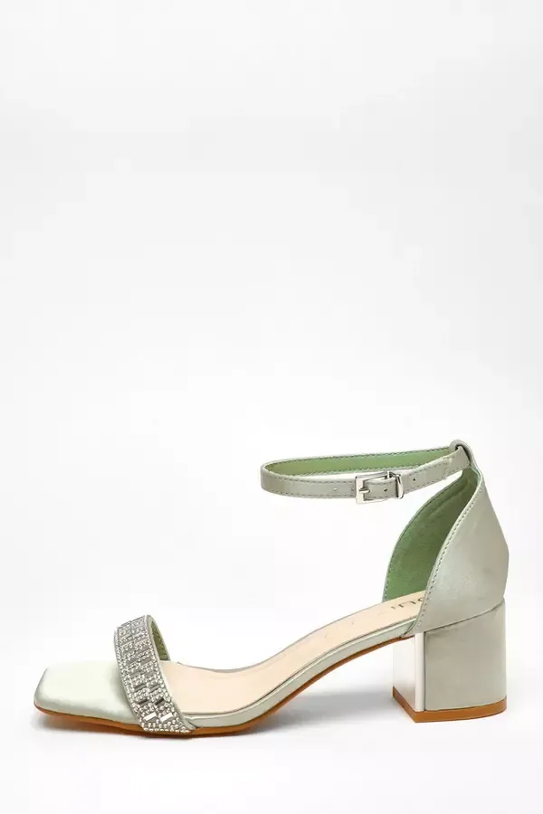 Women Wide Fit Sage Satin Diamante Low Block Heeled Sandals Quiz Clothing Wide Fit Women Wide Fit Sage Satin Diamante Low Block Heeled Sandals Quiz Clothing Wide Fit
