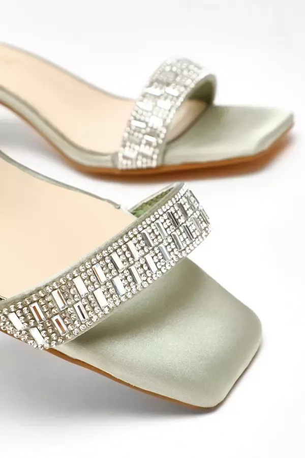 Women Wide Fit Sage Satin Diamante Low Block Heeled Sandals Quiz Clothing Wide Fit Women Wide Fit Sage Satin Diamante Low Block Heeled Sandals Quiz Clothing Wide Fit